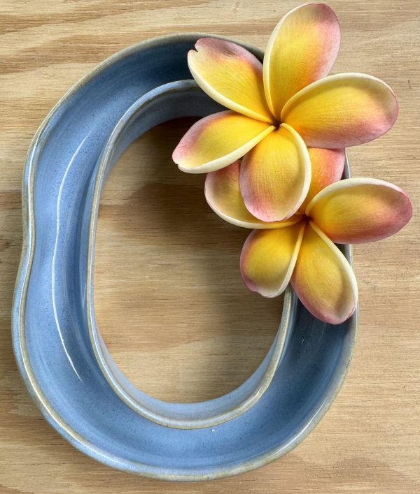 Medium Soft Blue Lei Vase