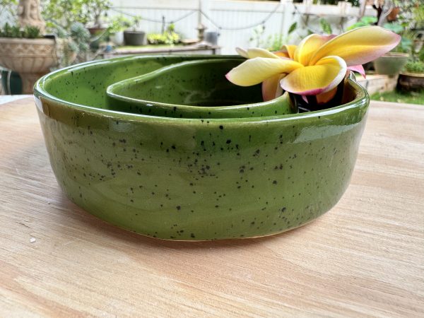 Small Speckled Green Lei Vase - Image 2