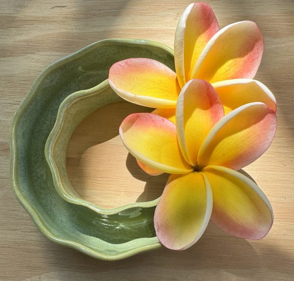 Small Green Wave Vase
