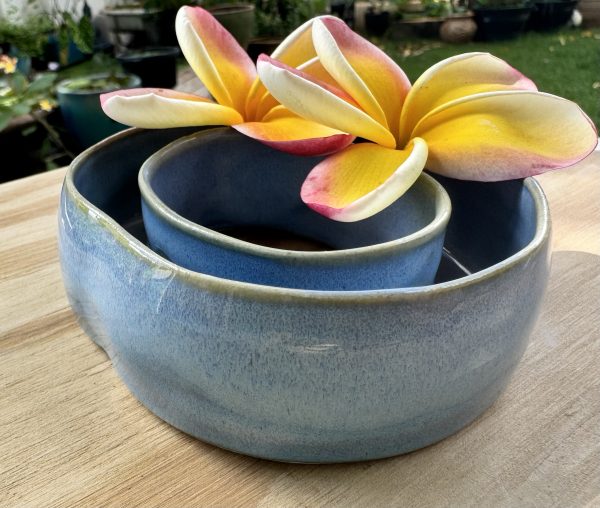 Small Soft Blue Lei Vase - Image 2