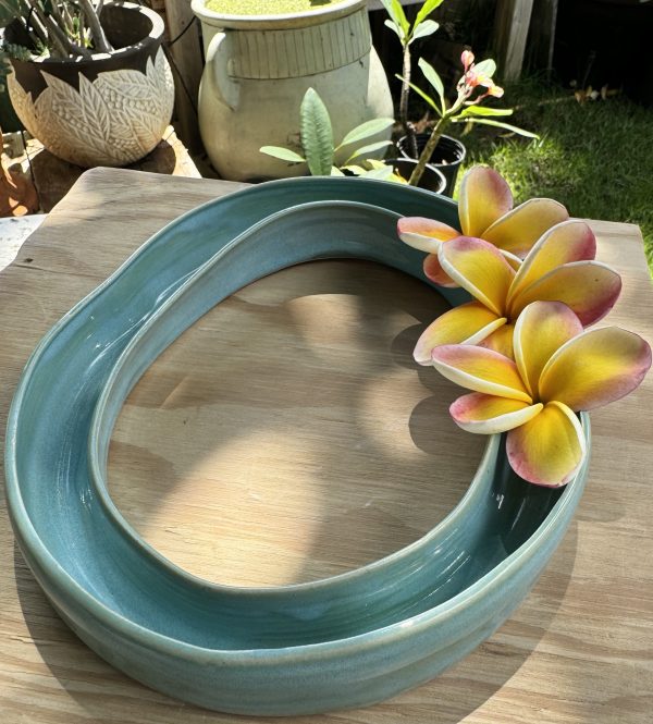 Large Soft Aqua Lei Vase - Image 2