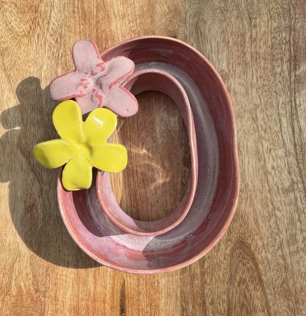 Medium Bougainvillea Lei Vase