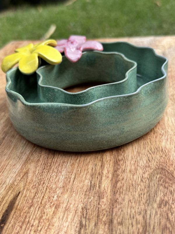 Medium Mottled Jade Wave Vase - Image 2