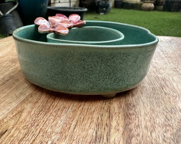 Small Mottled Green Lei Vase - Image 2