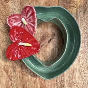 Medium Mottled Green Heart Vase