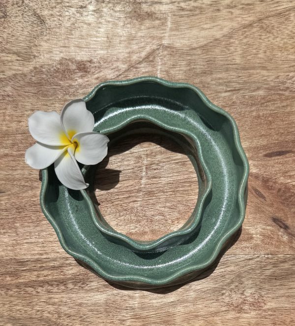 Small Mottled Jade Wave Vase