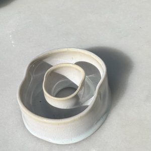 Mini Soft White Lei Vase (lei)