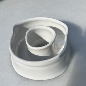 Mini White Lei Vase (lei)