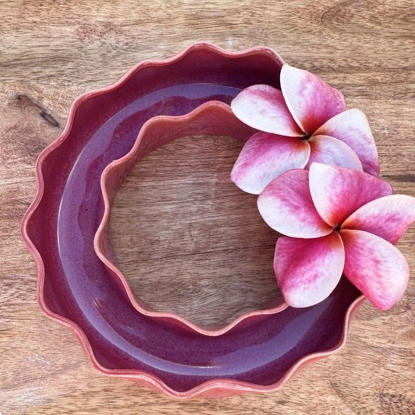Medium Red Rose Wave Vase