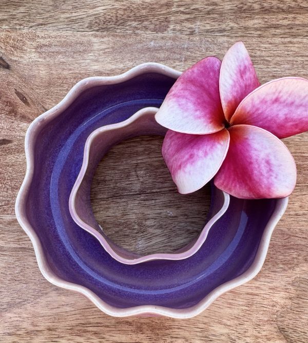 Small Unicorn Wave Vase