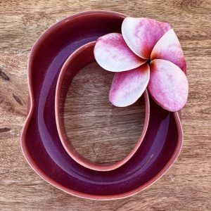 Small Red Rose Lei Vase