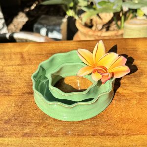 Small Green Fairy Wave Vase